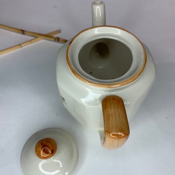 Little Teapot - Picture 4 of 6